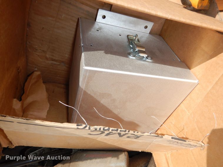 image for item NU9271 Tools