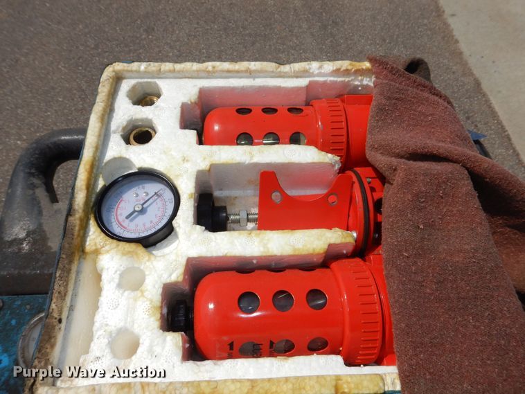 image for item NU9272 (2) Wynns transmission flush machines