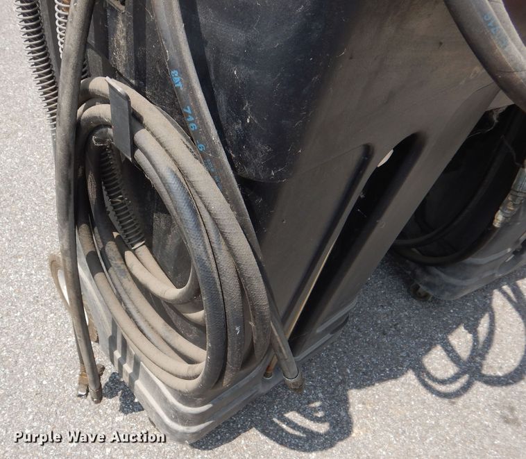 image for item NU9272 (2) Wynns transmission flush machines