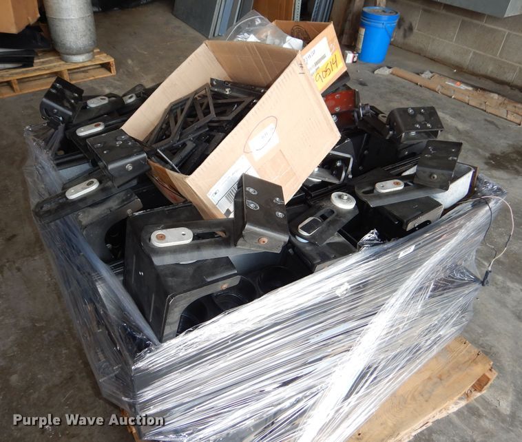 image for item NU9273 Automotive mounts