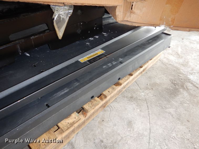 image for item NU9275 Ford parts