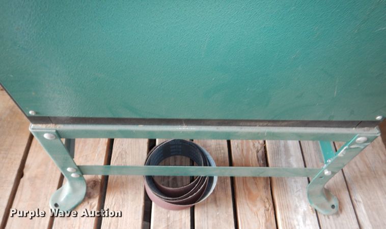 image for item NU9278 2008 Grizzly G1079R 16