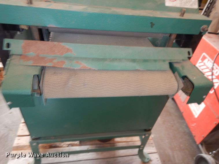 image for item NU9278 2008 Grizzly G1079R 16