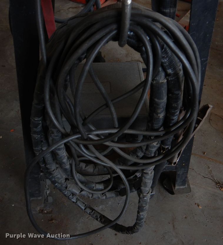 image for item NU9283 Esab PCM-500i plasma cutter