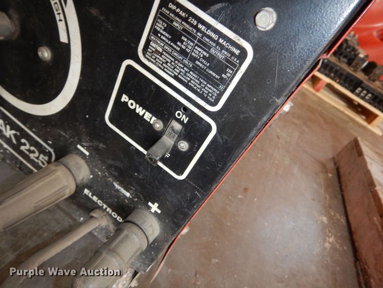 image for item NU9285 Airco DIP-PAK 225 welder