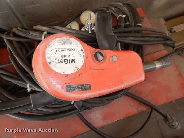 image for item NU9285 Airco DIP-PAK 225 welder