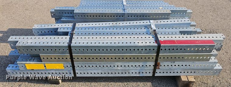 image for item NU9295 (20) sign posts