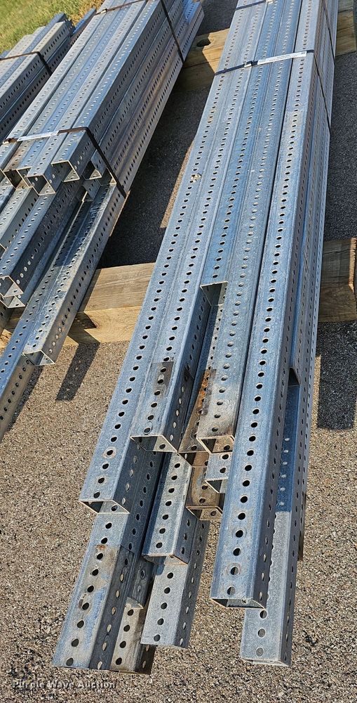 image for item NU9296 (20) sign posts