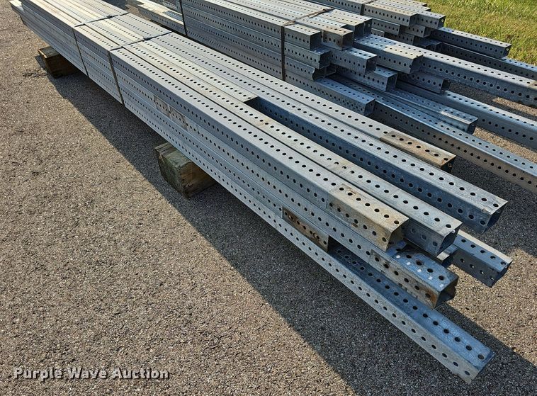 image for item NU9296 (20) sign posts