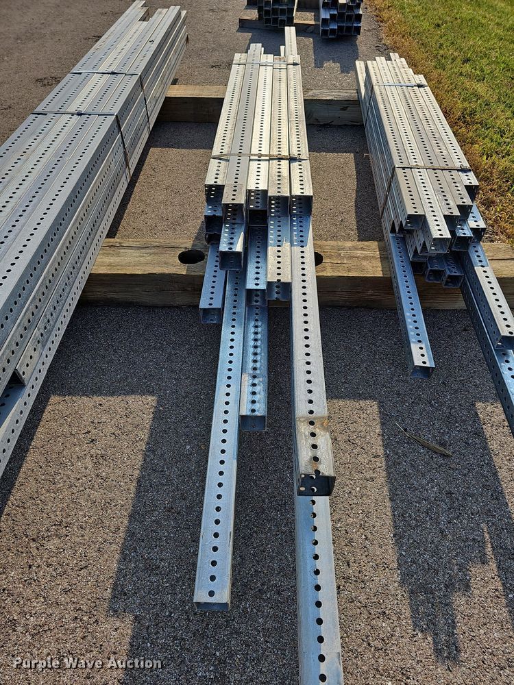 image for item NU9297 (20) sign posts