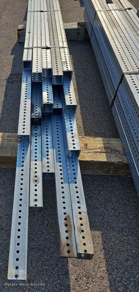 image for item NU9299 (20) sign posts