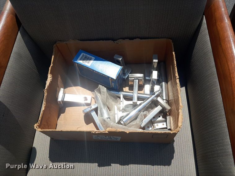 image for item OF9407 Office supplies and equipment