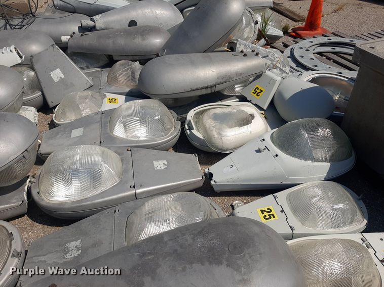 image for item OF9409 Approximately 60 light fixtures