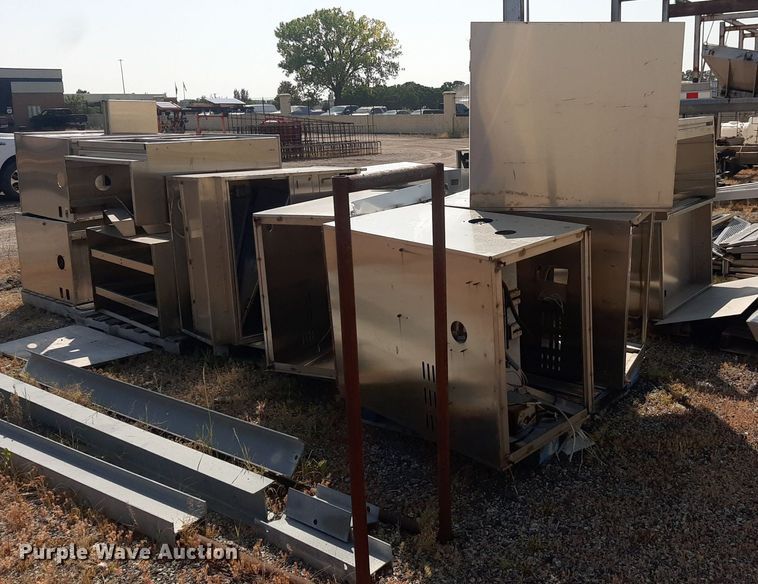 image for item OF9411 Approximately 18 stainless steel cabinets