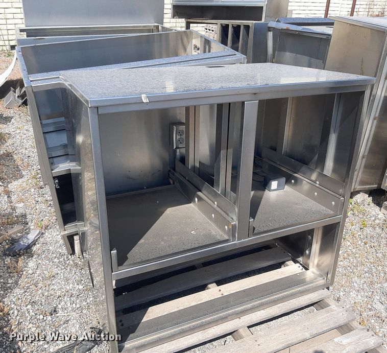 image for item OF9411 Approximately 18 stainless steel cabinets