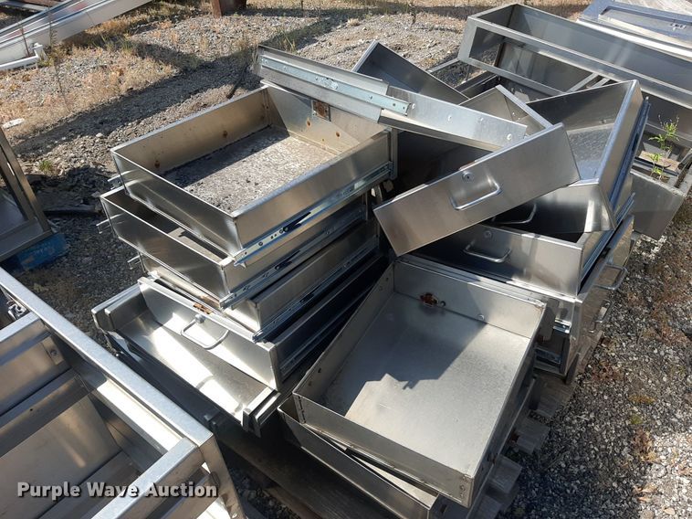 image for item OF9411 Approximately 18 stainless steel cabinets