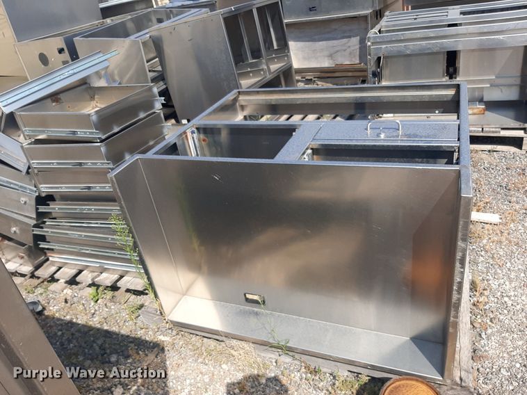 image for item OF9411 Approximately 18 stainless steel cabinets