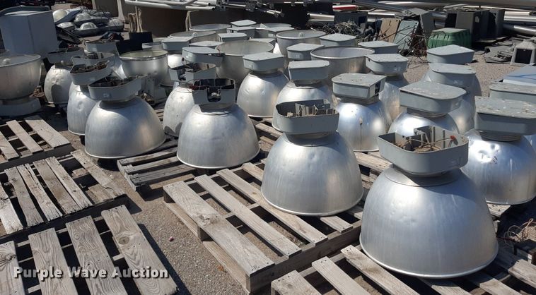 image for item OF9413 Approximately 40 light fixtures