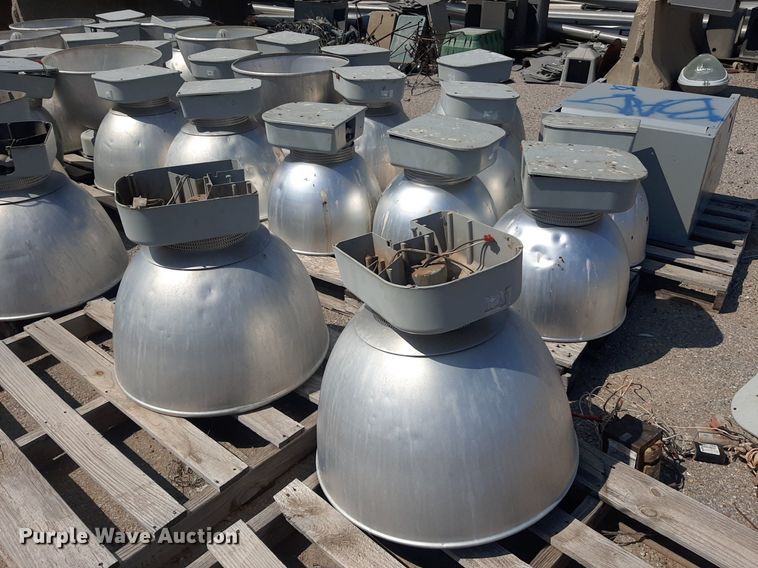 image for item OF9413 Approximately 40 light fixtures