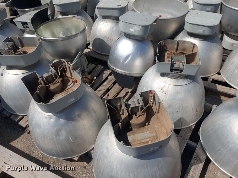 image for item OF9413 Approximately 40 light fixtures