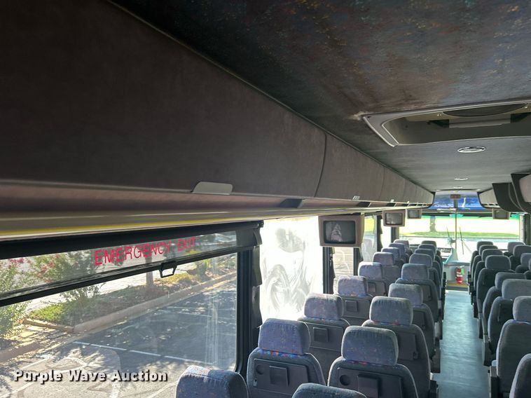 image for item DJ6307 2000 Blue Bird LTC-40  coach bus