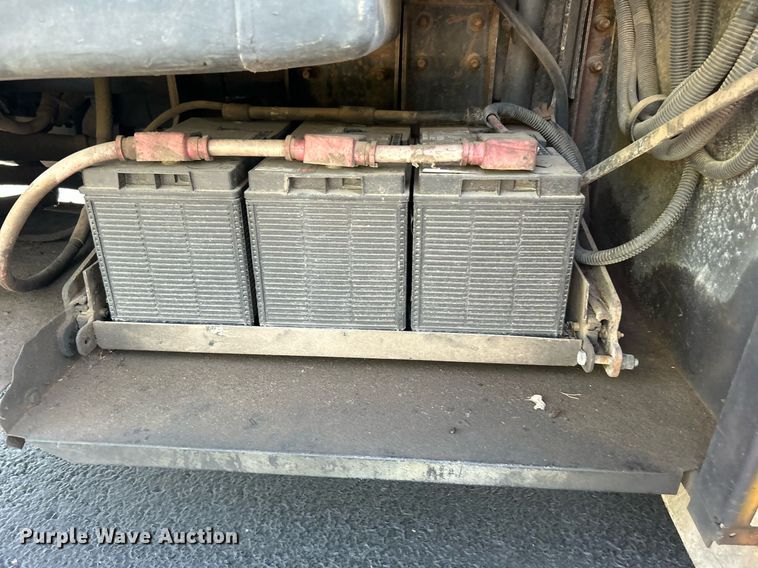 image for item DJ6307 2000 Blue Bird LTC-40  coach bus