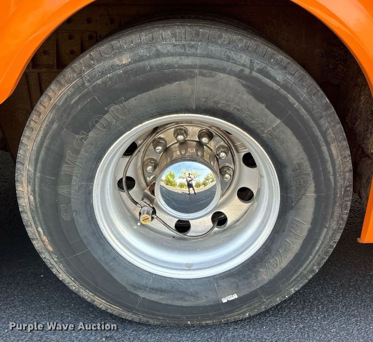 image for item DJ6307 2000 Blue Bird LTC-40  coach bus