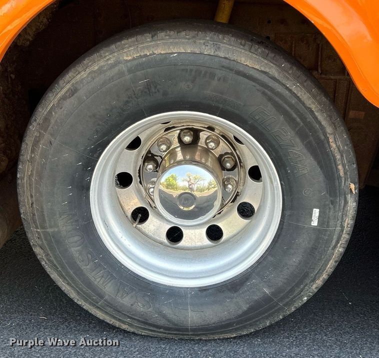 image for item DJ6307 2000 Blue Bird LTC-40  coach bus