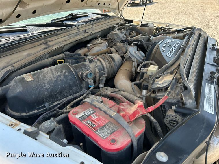 image for item DJ6309 2008 Ford F350 Super Duty XLT  Crew Cab pickup truck