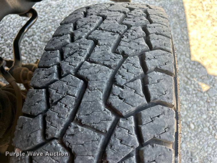 image for item DJ6309 2008 Ford F350 Super Duty XLT  Crew Cab pickup truck