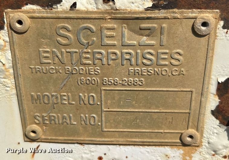 image for item DJ6312 2005 Ford F450 Super Duty  Crew Cab flatbed truck