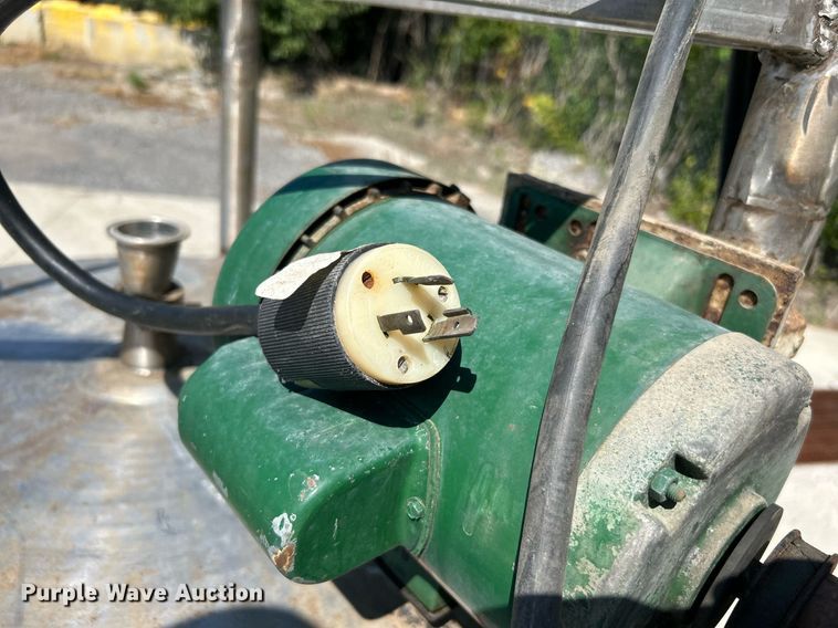 image for item DJ6322 (4) vats