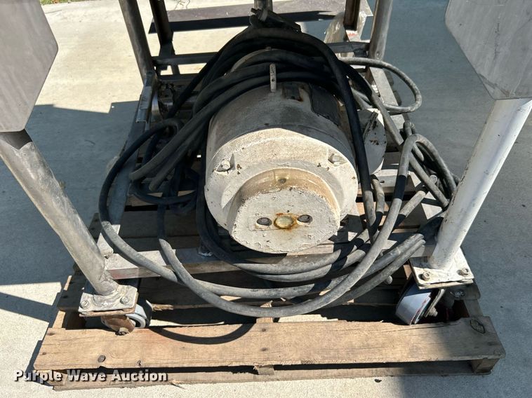 image for item DJ6322 (4) vats