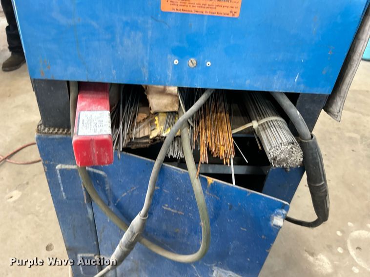 image for item DJ6323 Miller Dialarc HF  welder