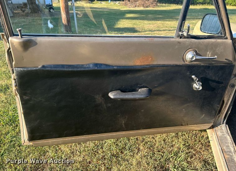 image for item DJ6331 1964 Ford Falcon