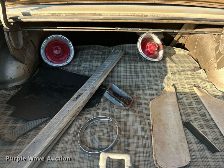 image for item DJ6331 1964 Ford Falcon