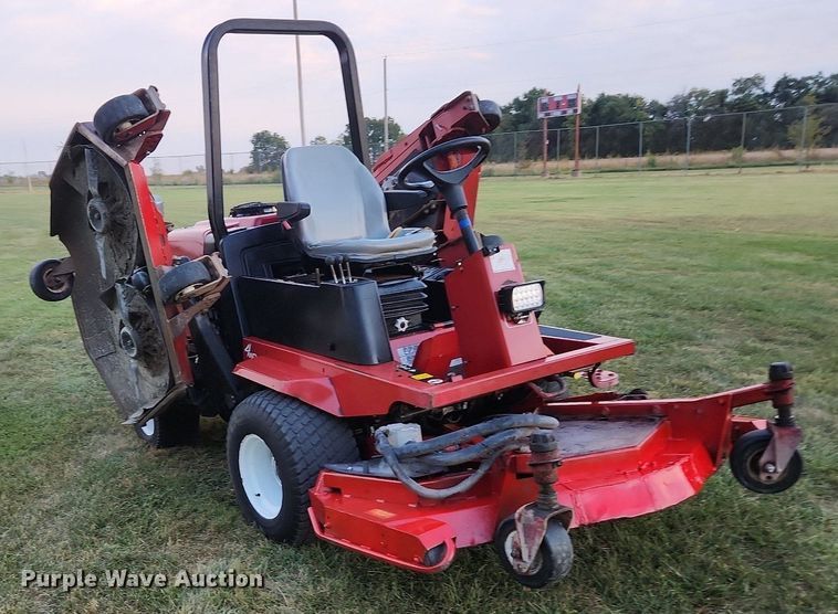 image for item DK1093 Toro Groundsmaster 4000-D  lawn mower