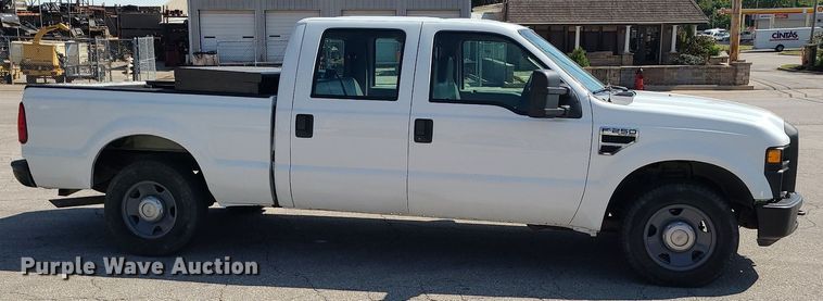 image for item DK4072 2009 Ford F250  Super Duty XL  Crew Cab pickup truck