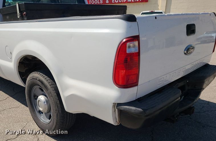 image for item DK4072 2009 Ford F250  Super Duty XL  Crew Cab pickup truck