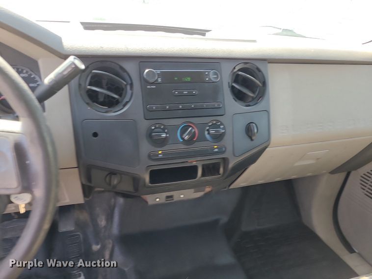 image for item DK4072 2009 Ford F250  Super Duty XL  Crew Cab pickup truck