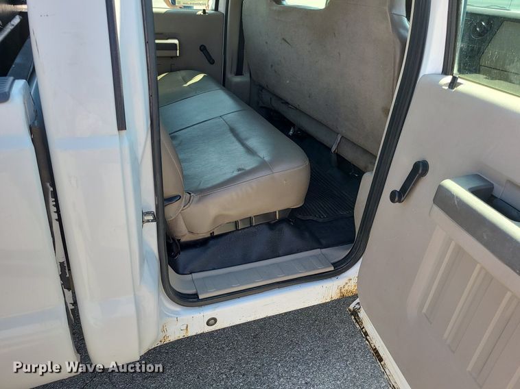 image for item DK4072 2009 Ford F250  Super Duty XL  Crew Cab pickup truck