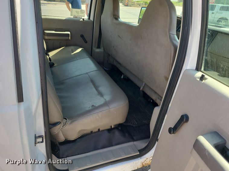 image for item DK4072 2009 Ford F250  Super Duty XL  Crew Cab pickup truck