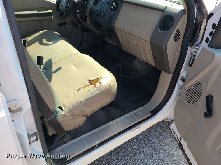 image for item DK4072 2009 Ford F250  Super Duty XL  Crew Cab pickup truck