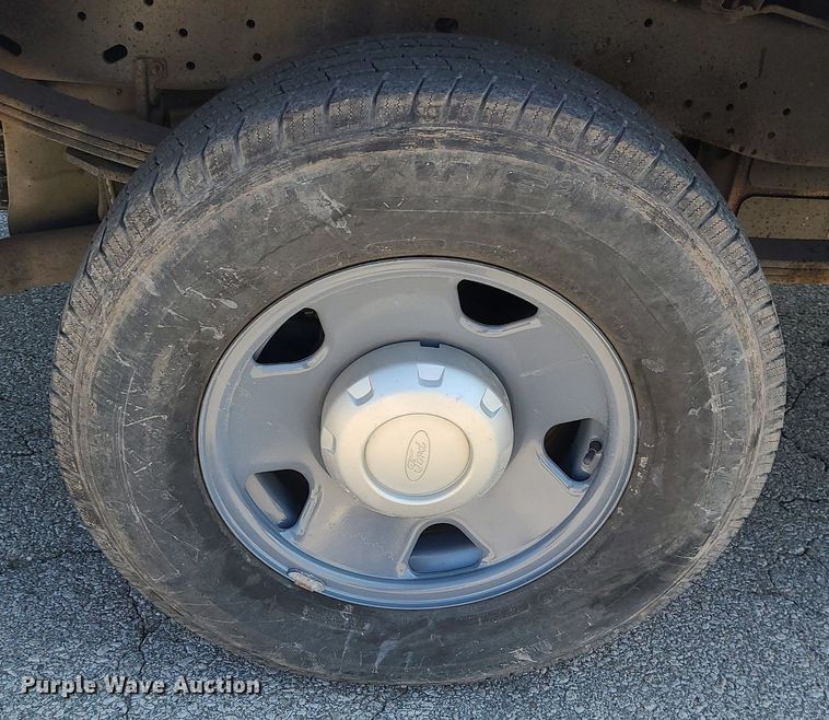 image for item DK4072 2009 Ford F250  Super Duty XL  Crew Cab pickup truck