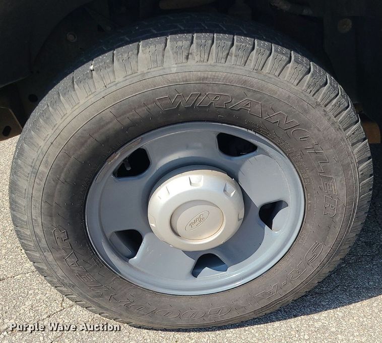 image for item DK4072 2009 Ford F250  Super Duty XL  Crew Cab pickup truck