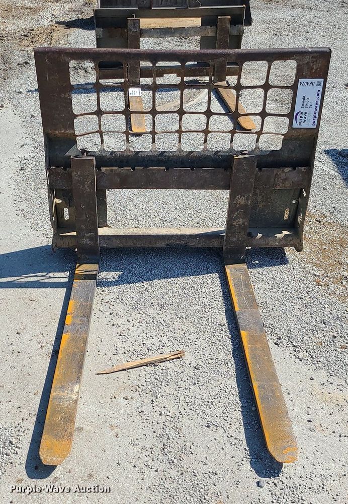 image for item DK4074 Skid steer forks