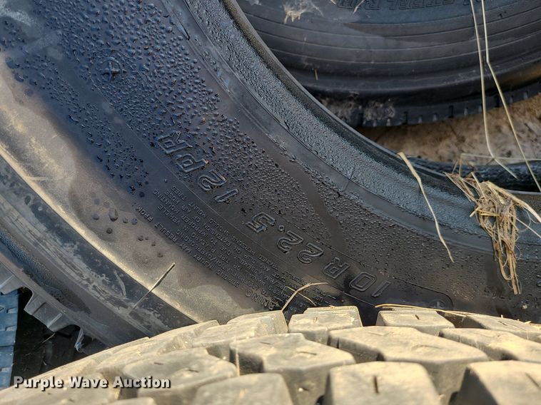 image for item DK4079 (8) tires