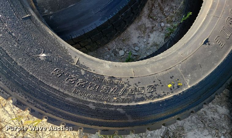 image for item DK4079 (8) tires