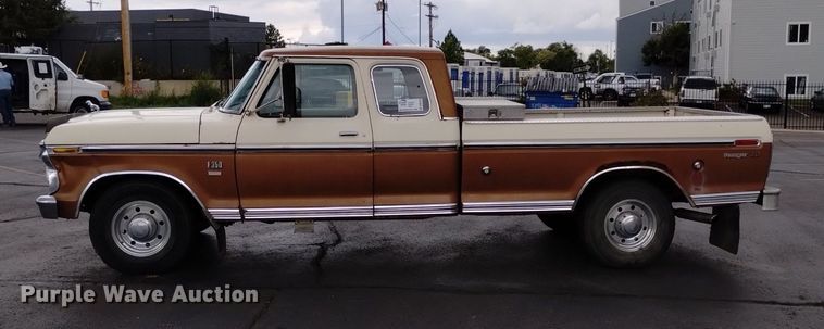 image for item DK8765 1975 Ford F350 Ranger XLT  SuperCab pickup truck