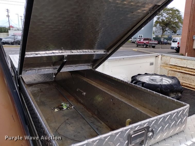 image for item DK8765 1975 Ford F350 Ranger XLT  SuperCab pickup truck